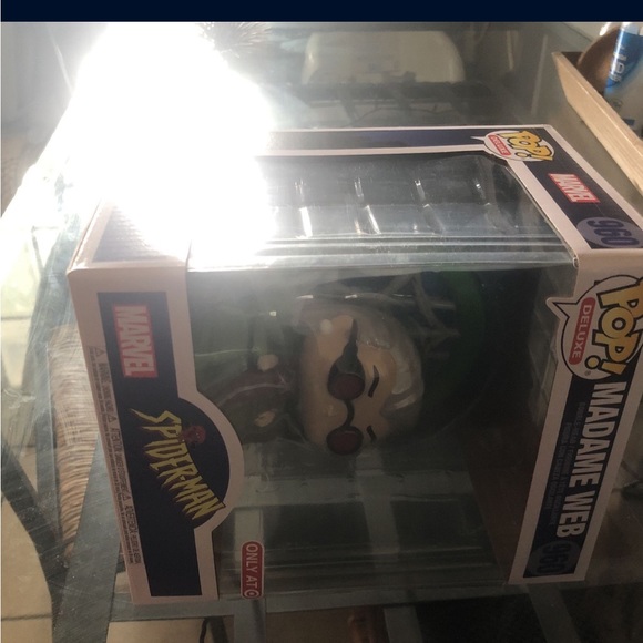 Spider-Man, madam web, Funko pop #960 - Picture 2 of 8